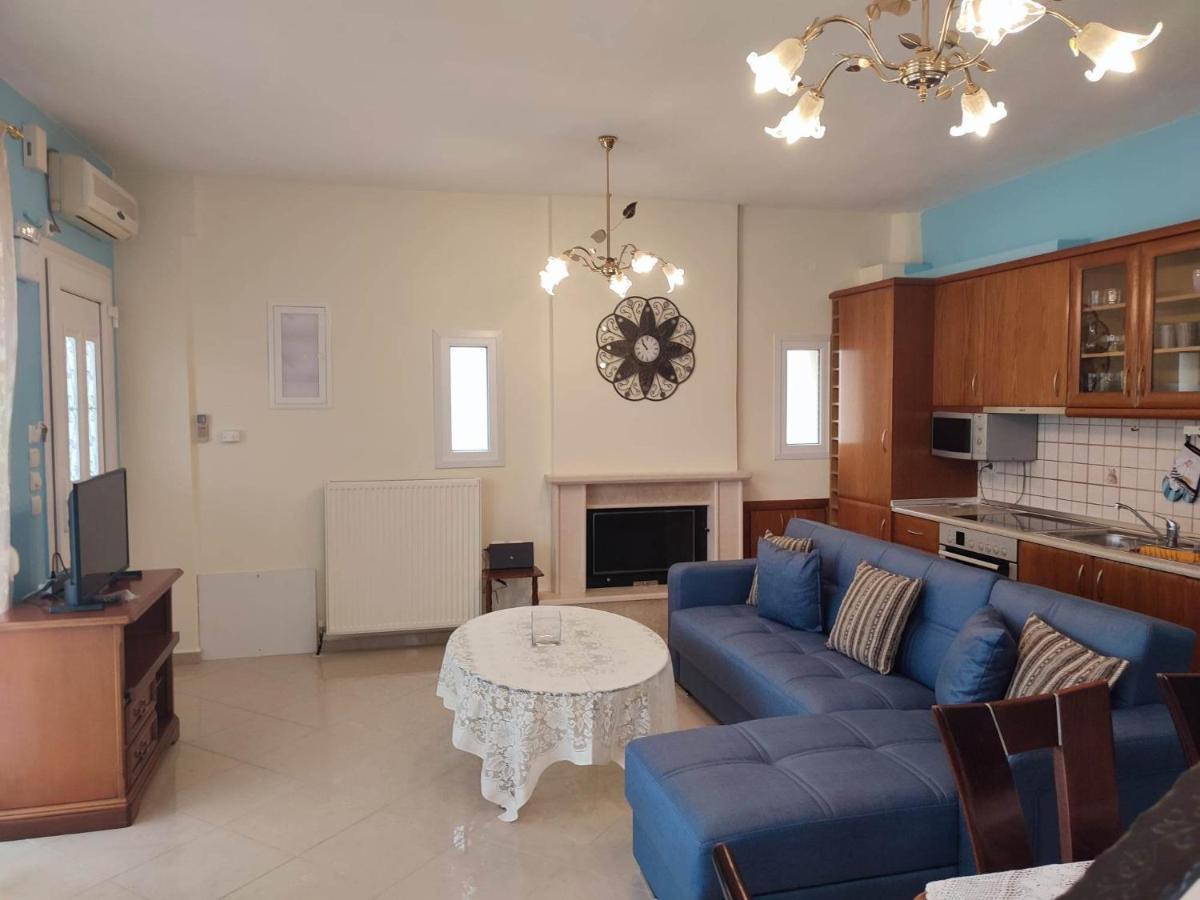 Artemis Luxury Villa Palaiontsiflikion Bagian luar foto